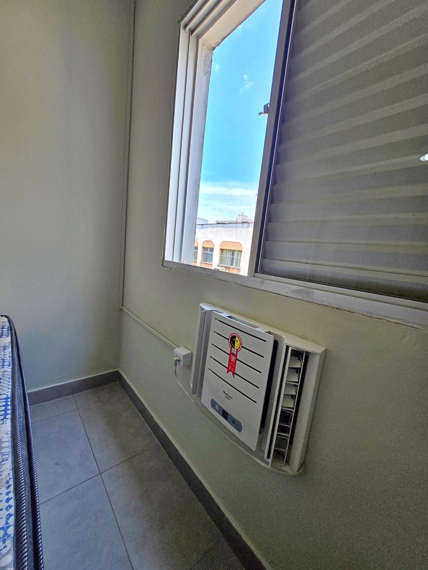 Ap 01 Dorm Prox De Tudo! Wi-Fi, Ar Cond Lägenhet Guarujá Exteriör bild